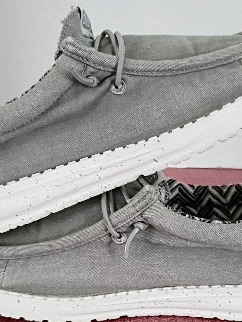 Hey Dude's Youth 5 Women's Size 6